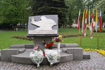 Złożyli kwiaty w 90. rocznicę urodzin