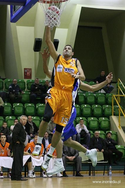 Minimalna porażka z PBG Basket