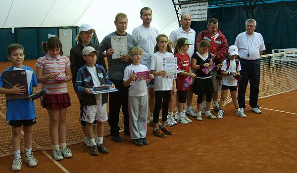 Rodzinnie na kortach tenisowych