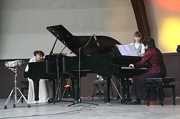 Bolero na dwa fortepiany i werbel
