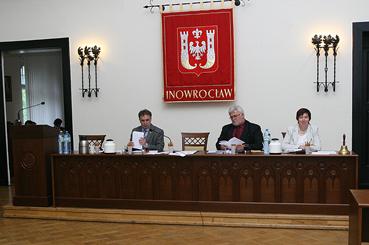 Sesja z nowymi meblami w tle (tv)