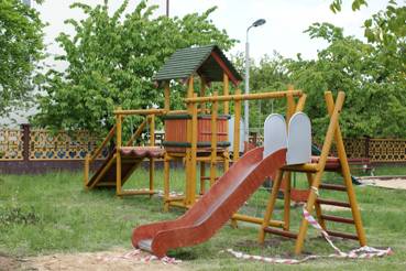 Place zabaw wzbogacą się o nowe urządzenia