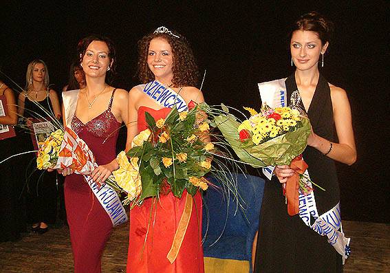 Dziewczyna Kujaw i Pałuk 2003/2004