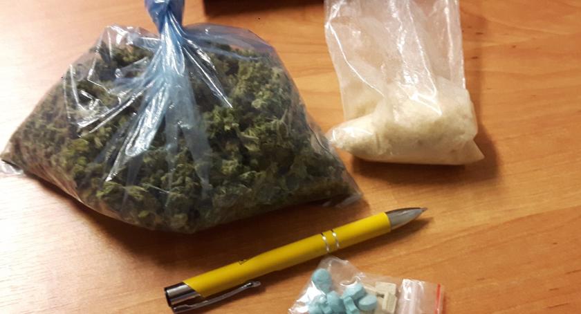 Policja zabezpieczyła marihuanę, amfetaminę i extazy 