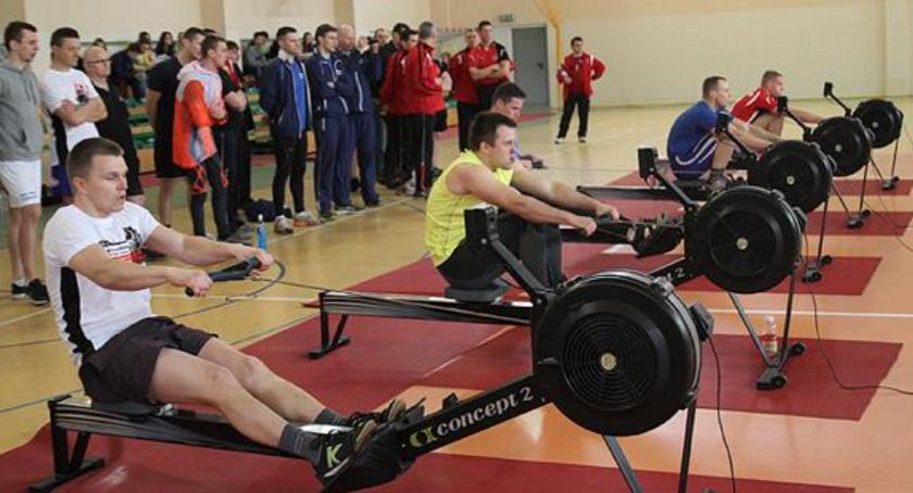 Strażacy rywalizowali na ergometrach wioslarskich