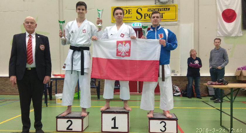 Udany start karateków w Holandii