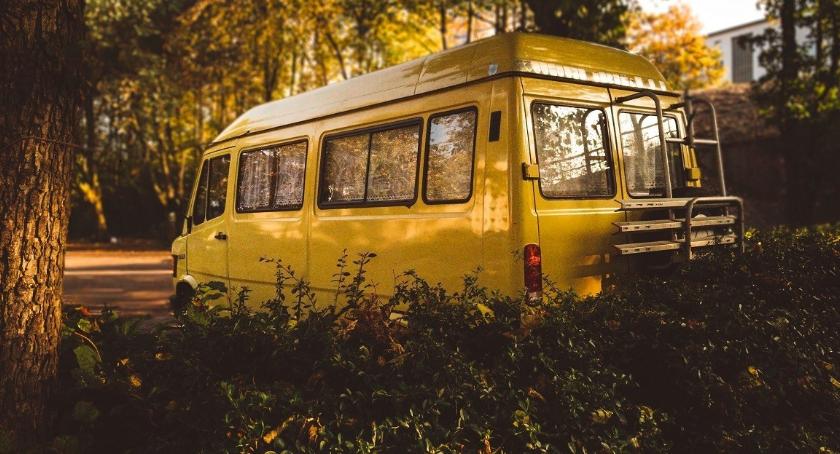 Karawaning – nowa moda na spędzanie urlopu