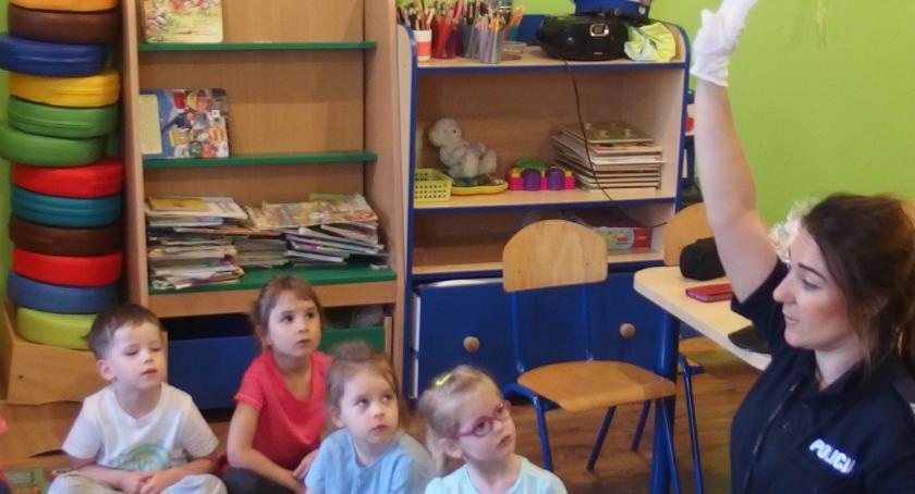 Z przedszkolakami rozmawiali jak być bezpiecznym na drodze