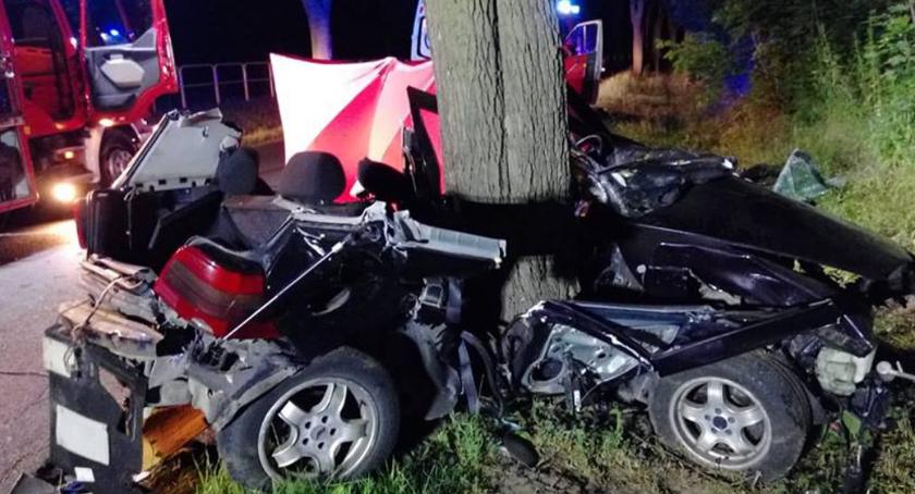 Tragiczny wypadek. Nie żyją dwie młode osoby