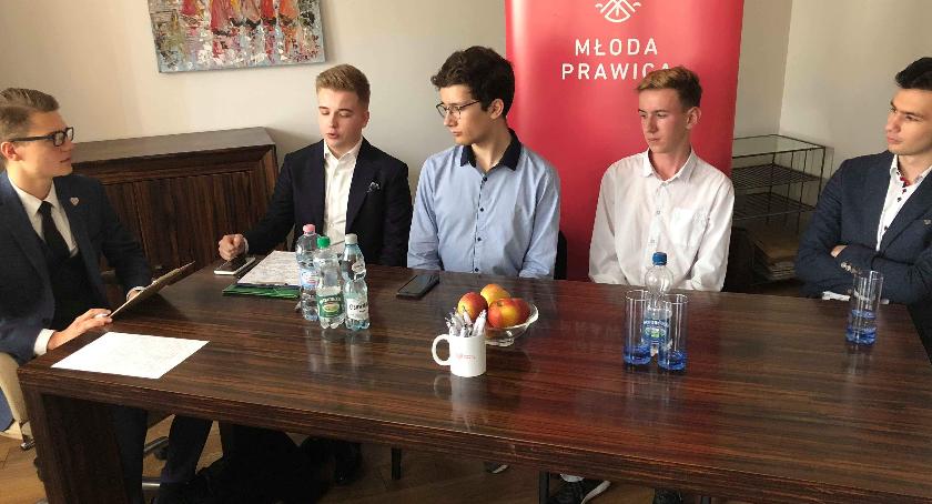Odbyła się II debata młodzieżówek
