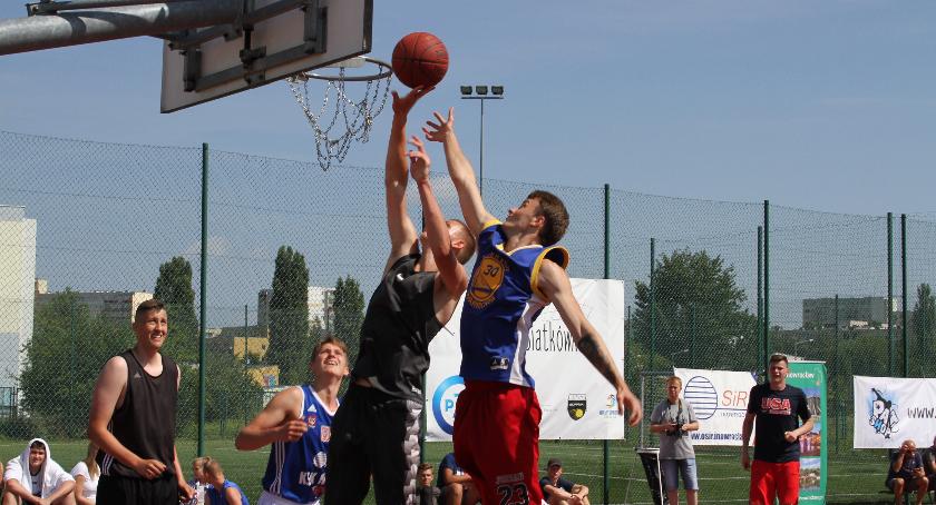 Zagrali w streetballa na os. Rąbin
