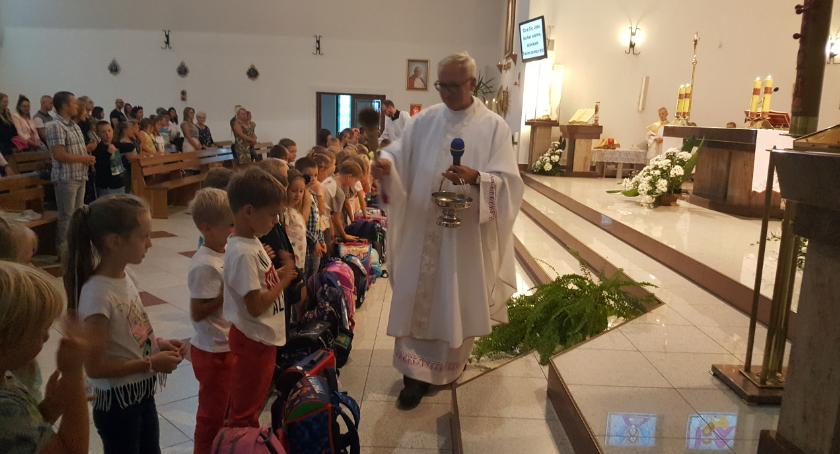 Pierwszoklasiści mają już poświęcone plecaki