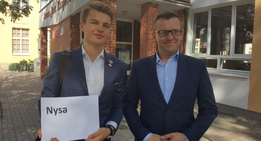 Marcin Wroński o darmowej komunikacji dla uczniów