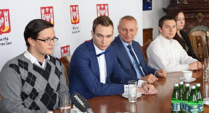 Przyznano stypendia dla uzdolnionych uczniów