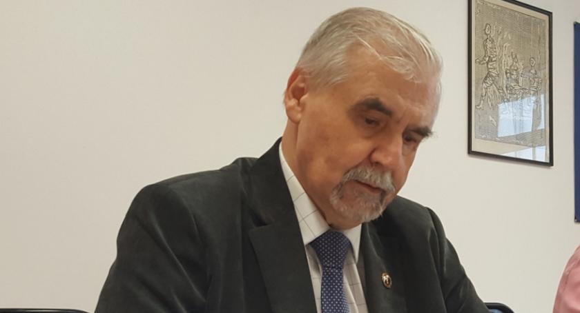 Radny Kieraj pyta - Informator czy autoreklama?