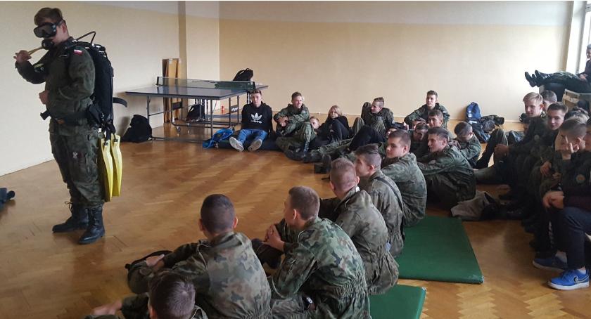 Zajęcia z trenerem nurkowania w ZSP Kościelec