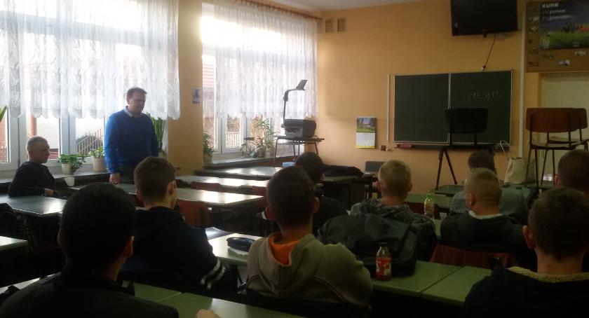 Uczniowie z Kościelca uczą się jak tworzyć grupy producenckie