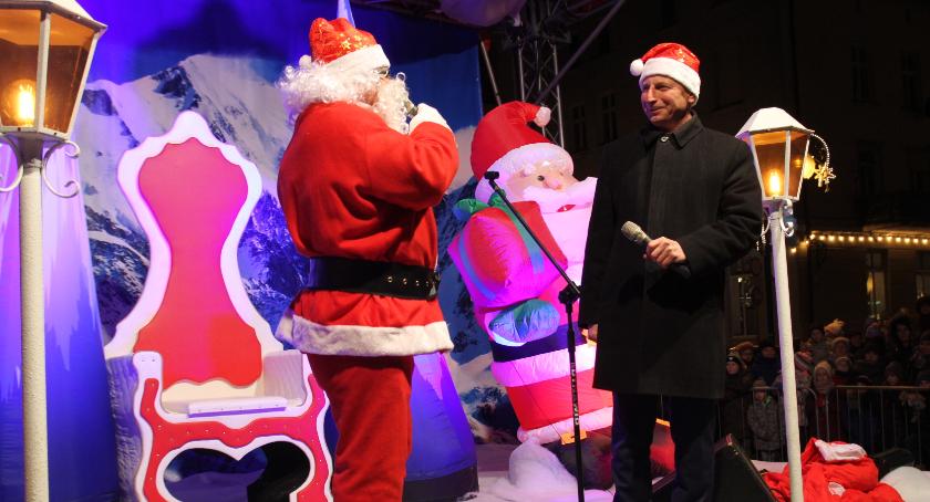Św. Mikołaj pojawił się na inowrocławskim Rynku