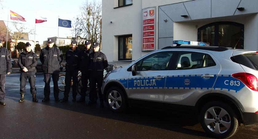 Nowy radiowóz dla policjantów ze Złotnik Kujawskich