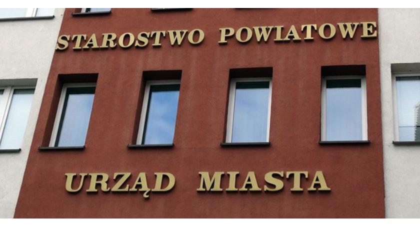 W Wigilię i Sylwestra krócej