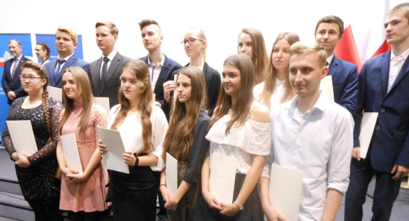 Stypendystki Premiera z ZSP nr 1