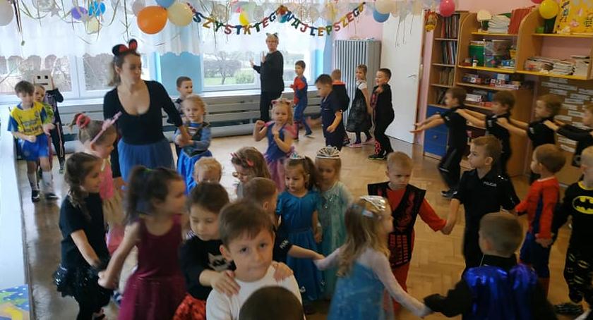 Bal karnawałowy u Kujawskich dzieci