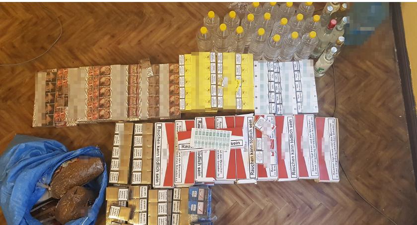 Nielegalne papierosy, tytoń i alkohol w mieszkaniu inowrocławianina