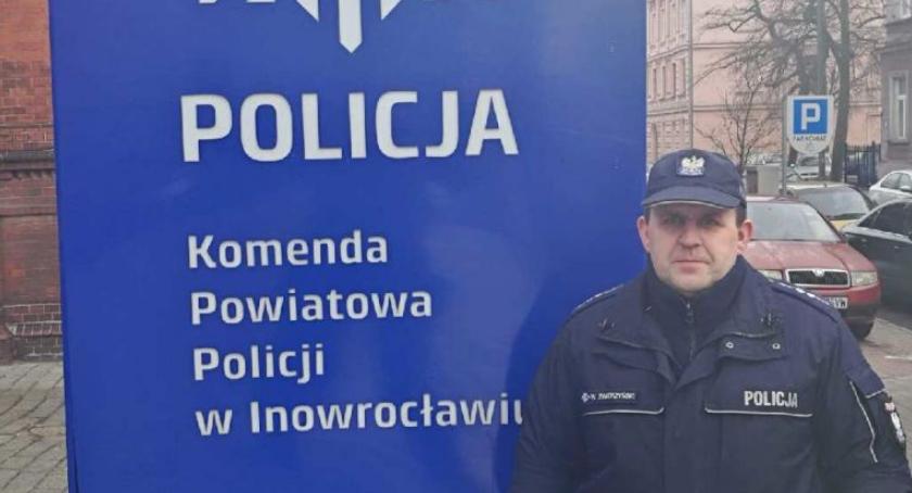 Policjant z Janikowa także poza służbą czujny na drodze