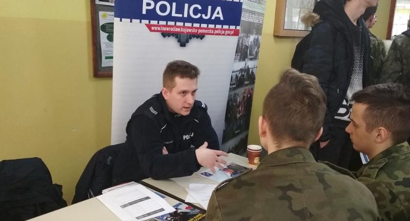 Zachęcali do służby w Policji podczas „Dnia Kariery”