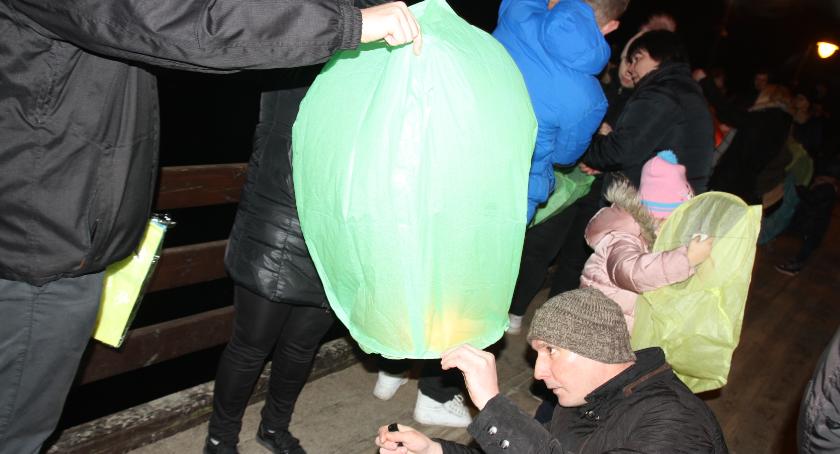Lampiony poleciały do nieba