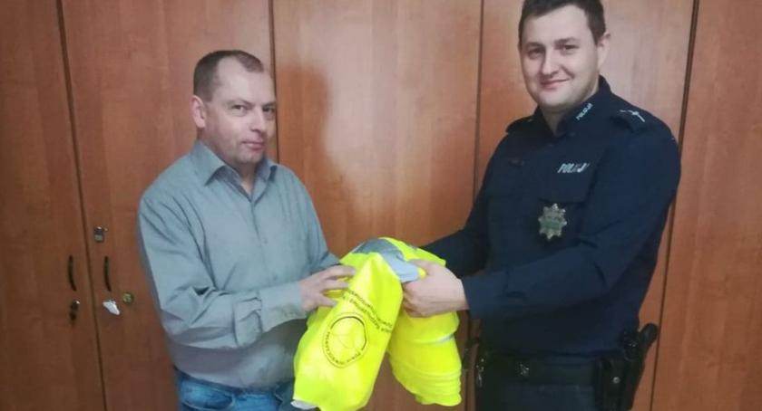 Policjanci współdziałają z samorządami na rzecz bezpieczeństwa