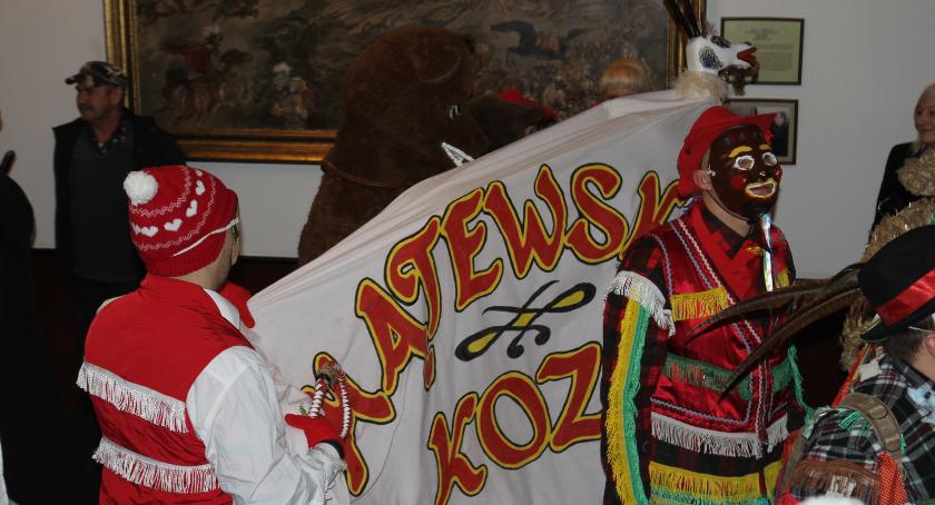 Kozy obwieszczają koniec karnawału