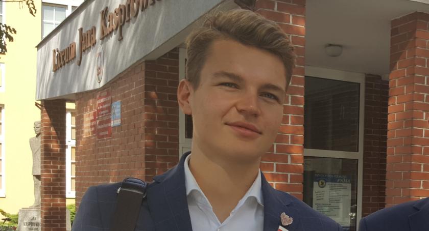 Radny w sprawie zabrania pomieszczeń szkole