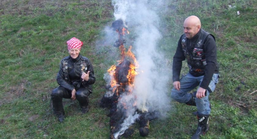 Motocykliści spalili Marzannę