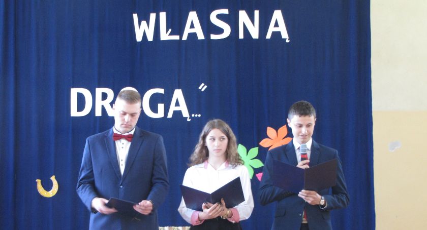 A w Mechanie pożegnanie