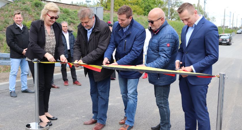 Uroczyście otwarto most w Janikowie