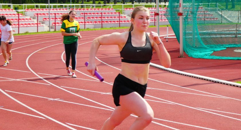 Walczyli o medale w  lekkoatletycznych mistrzostwach