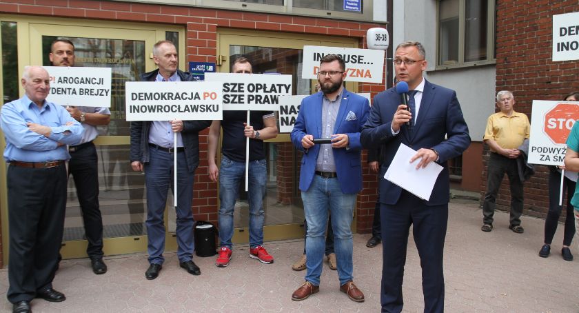Protestowali przeciwko cenom śmieci + komentarze