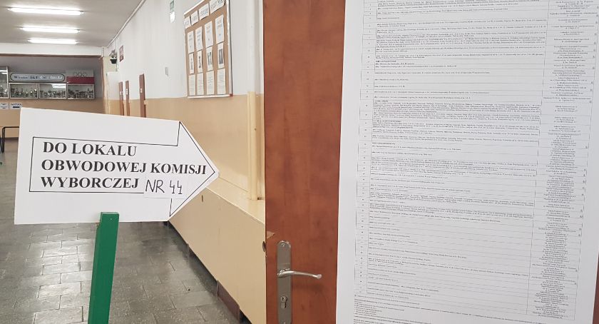 Radosław Sikorski z mandatem 