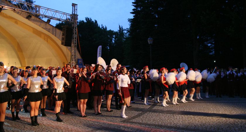 Drugi dzień festiwalu Młodzieżowych Orkiestr Dętych 