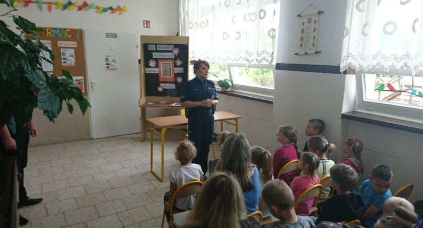 Szkolne apele o bezpiecznych wakacjach