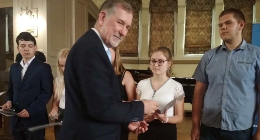 Statuetki dla finalistek z Chemika