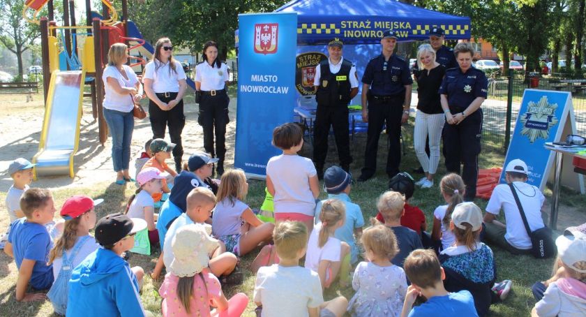Bezpieczne wakacje w mieście. Odbył się happening na Placu Zabaw!
