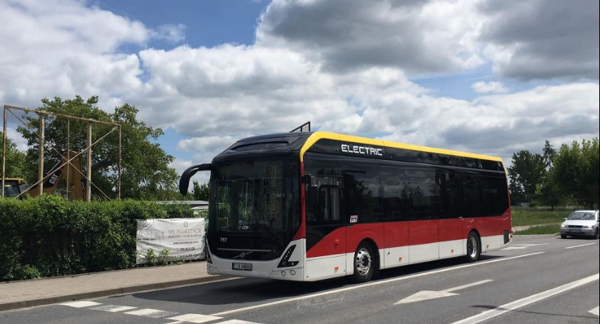 Inowrocławskie autobusy na jazdach testowych w Gdyni i Wrocławiu