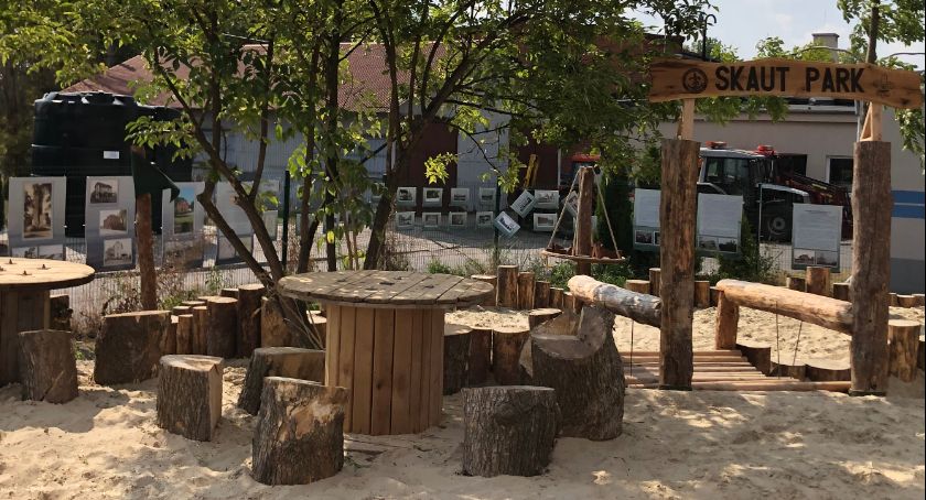Pchli targ na Przystani Kajakowo-Żeglarskiej ZHR