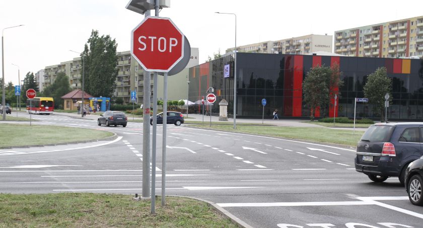 Na rąbińskim skrzyżowaniu jest bezpieczniej