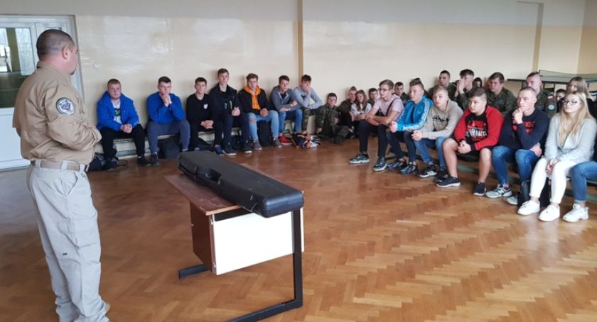 Rozmawiali o technikach strzeleckich