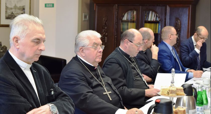 Obradowała Rada Instytutu Prymasa Józefa Glempa