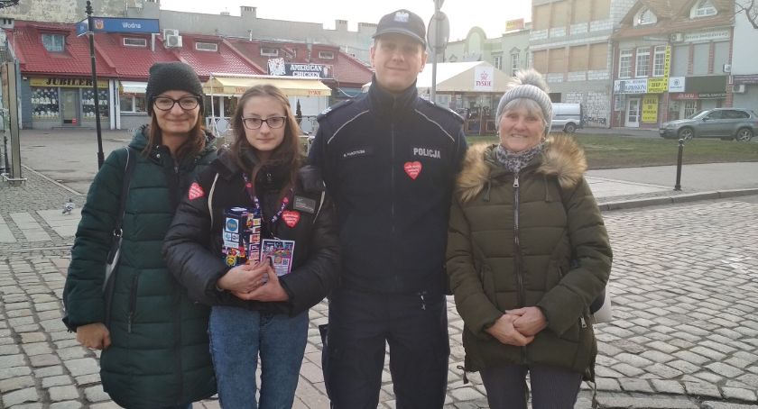 Policjanci dbali o bezpieczeństwo podczas 28. Finału WOŚP