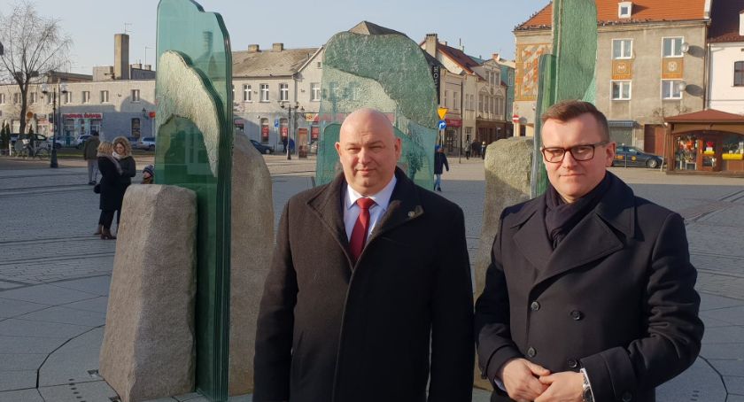 Fontanny nie likwidują smogu - mówią radni PiS